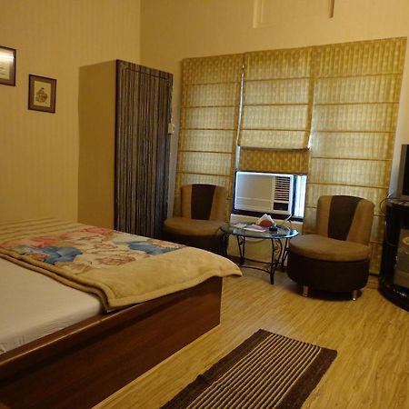 Aashyana Hotel Alwar Exterior photo