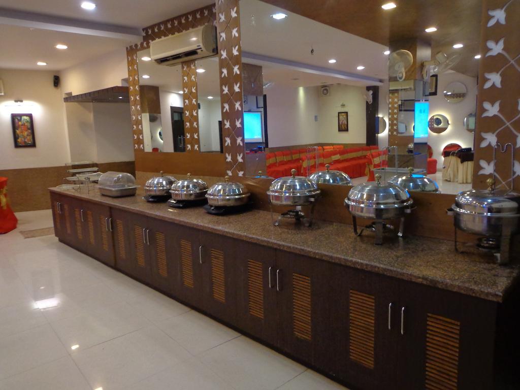 Aashyana Hotel Alwar Exterior photo